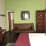 Gara Hotel