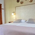 Gara Hotel 4*