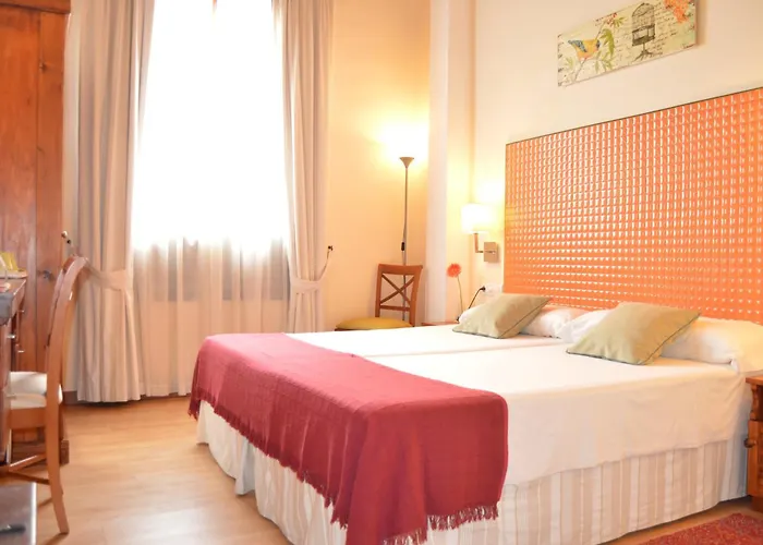 Hotel Gara 4*